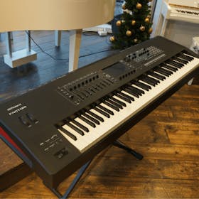 Roland Fantom 8 synthesizer  