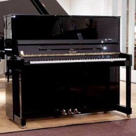 Petrof P 125 M1 801 chroom piano 