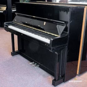 Samick piano zwart
