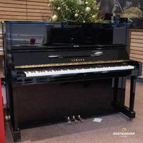 Yamaha U1F Zwarte Piano Messing