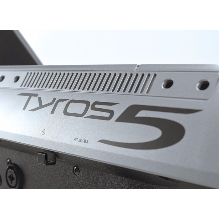 Yamaha Tyros 5 76 keyboard 